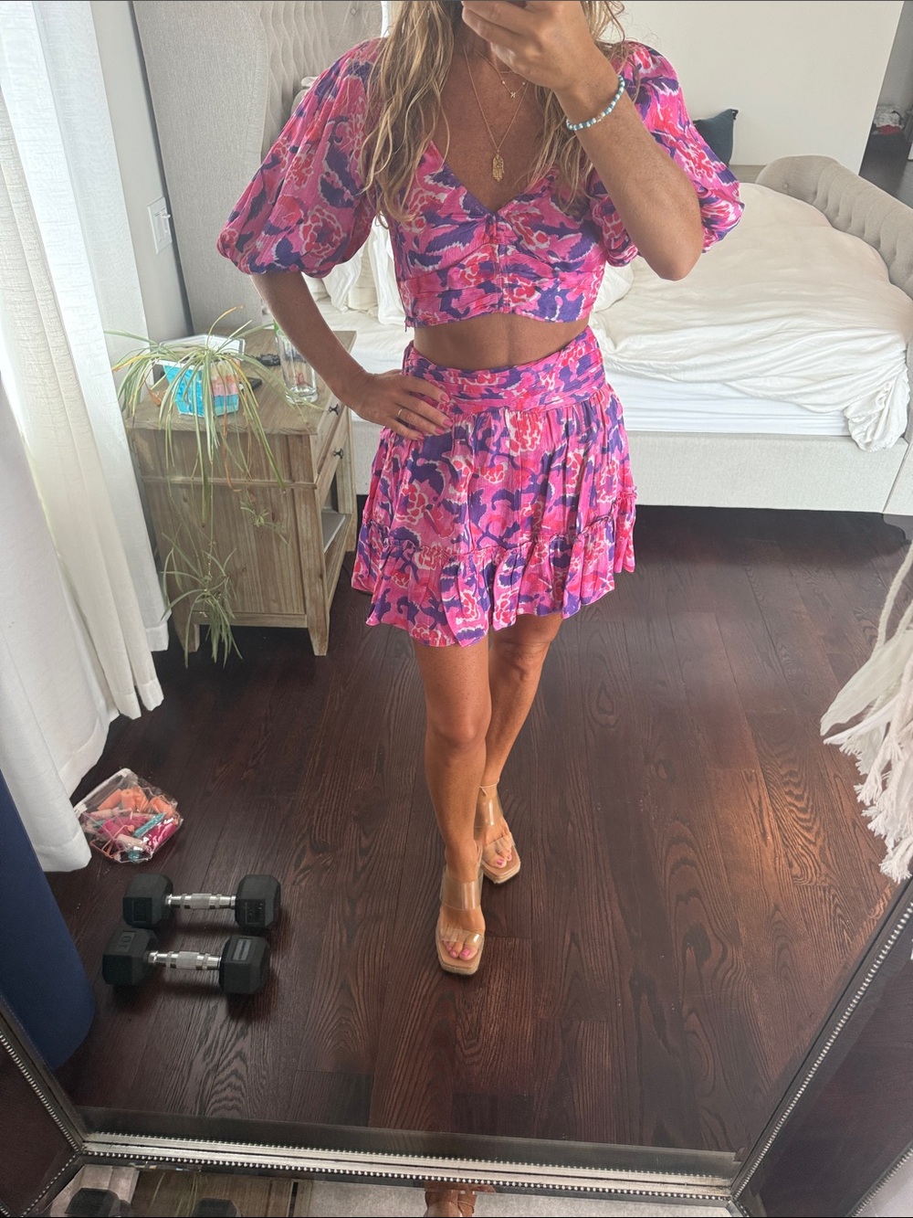 Like new rococo sand Floral Pink Puff-Sleeve shirt and Mini Skirt